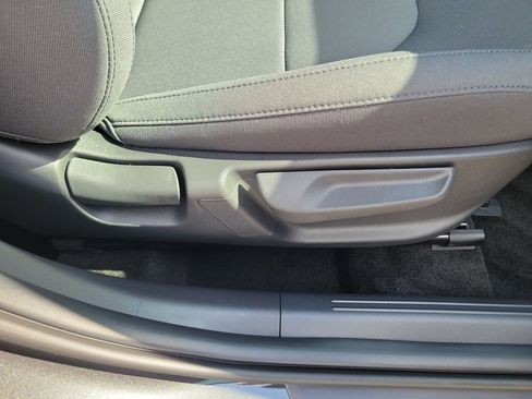 New 2026 Kia Niro LX FWD image 9