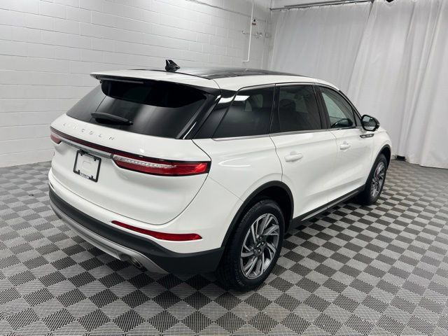 Certified 2023 Lincoln Corsair AWD w/ Equipment Group 101A image 5
