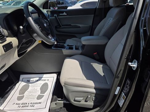 Used 2019 Kia Sportage LX w/ LX Popular Package FWD image 9