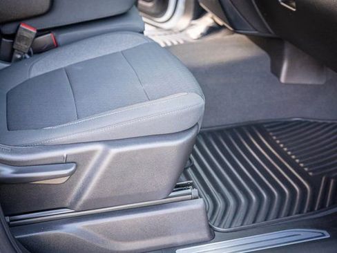 Used 2022 GMC Sierra 2500 SLE image 34