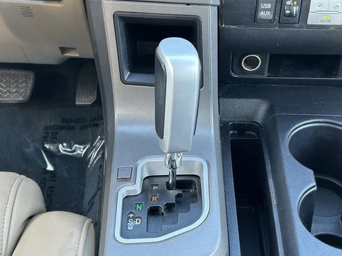 Used 2016 Toyota Sequoia Limited image 21