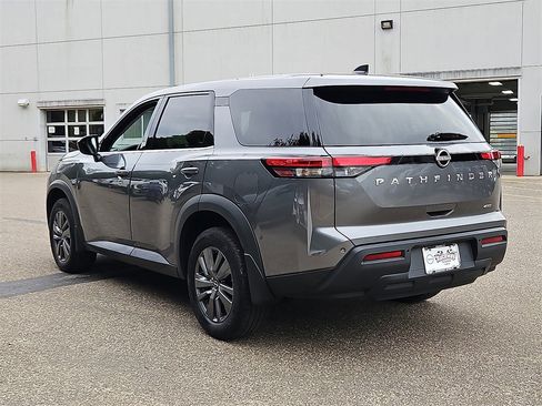 Certified 2023 Nissan Pathfinder S image 6