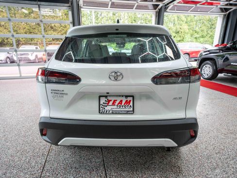 New 2026 Toyota Corolla Cross L AWD/4WD image 3