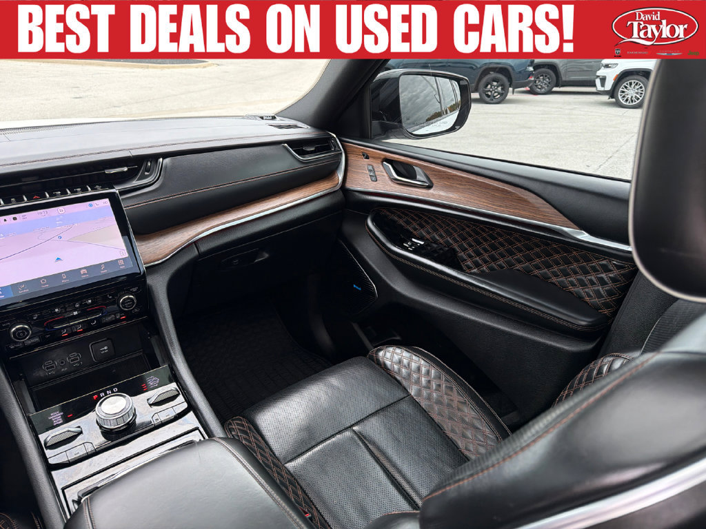 Used 2024 Jeep Grand Cherokee L Summit w/ Advanced Protech Group IV AWD/4WD image 26