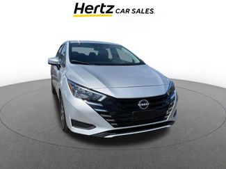 Used 2025 Nissan Versa SV video 1