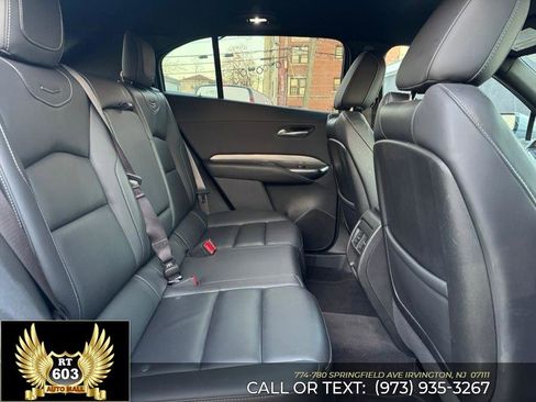 Used 2024 Cadillac XT4 Premium Luxury image 10