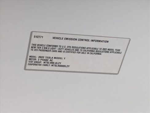 Used 2022 Tesla Model Y Performance image 24