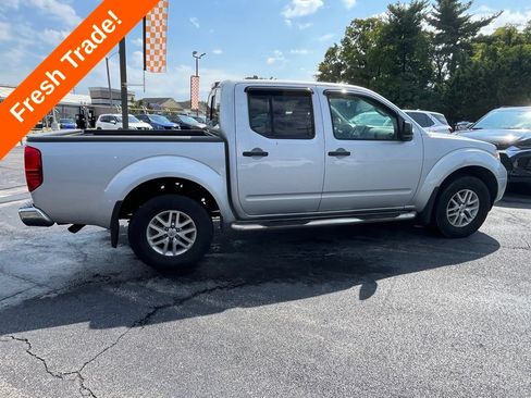 Used 2019 Nissan Frontier SV AWD/4WD image 12