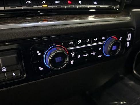 Certified 2025 Chevrolet Silverado 1500 LT AWD/4WD image 29