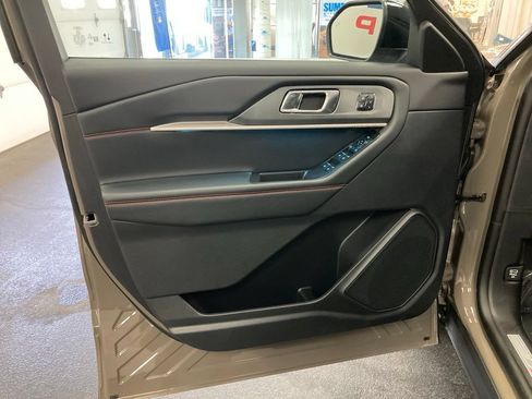 New 2026 Ford Explorer ST-Line w/ ST-Line Street Pack AWD/4WD image 20