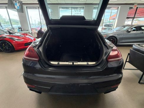 Used 2016 Porsche Panamera GTS AWD/4WD image 18