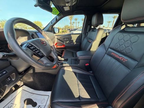Used 2023 Nissan Frontier PRO-4X w/ Pro-4X Premium Package image 15
