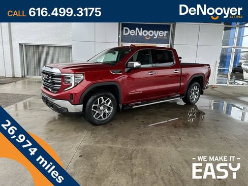 Certified 2023 GMC Sierra 1500 SLT image 1