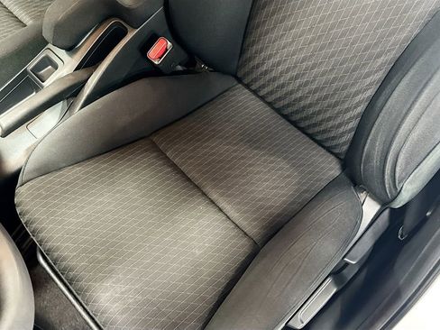 Used 2018 Honda Fit EX image 18