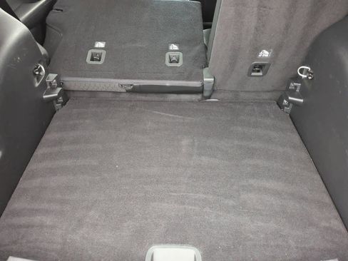 Used 2021 Jeep Compass Altitude image 32