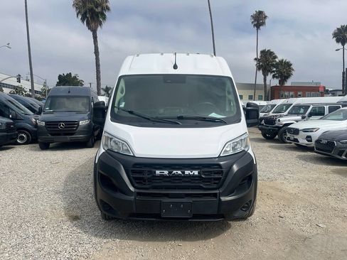Used 2023 RAM ProMaster 2500 FWD image 3