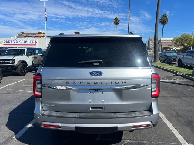 Used 2023 Ford Expedition Limited AWD/4WD image 10