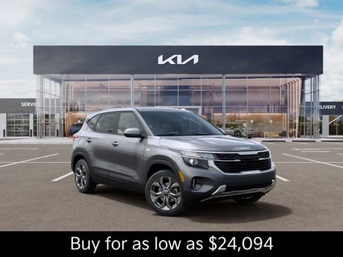 New 2026 Kia Seltos LX FWD image 8