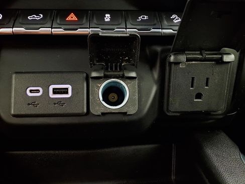 Used 2021 GMC Sierra 1500 SLT image 15