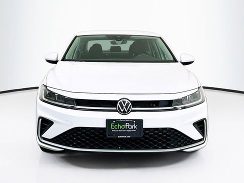 Used 2025 Volkswagen Jetta S FWD image 2