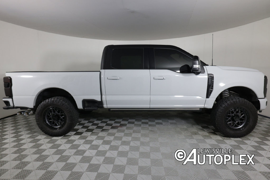 Used 2025 Ford F250 Platinum AWD/4WD image 4