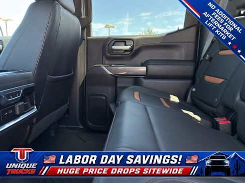 Used 2020 GMC Sierra 1500 AT4 w/ AT4 Premium Package AWD/4WD image 23