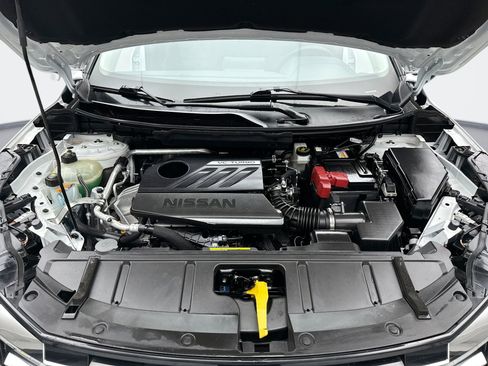 Used 2025 Nissan Rogue SV AWD/4WD image 25