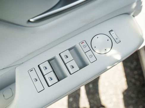 New 2026 Hyundai Kona Limited image 17