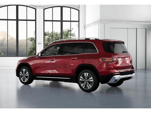 New 2026 Mercedes-Benz GLB 250 4MATIC image 30