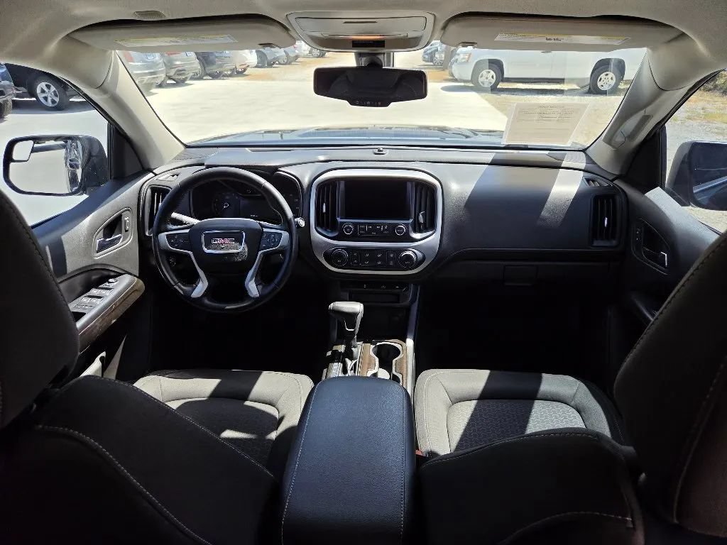 Used 2018 GMC Canyon SLE w/ SLE Convenience Package RWD image 25