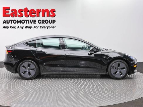 Used 2023 Tesla Model 3 Standard Range RWD image 4