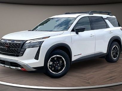 New 2026 Nissan Pathfinder Rock Creek w/ Rock Creek Premium Package