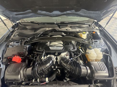 Used 2025 Ford Mustang GT Premium RWD image 27