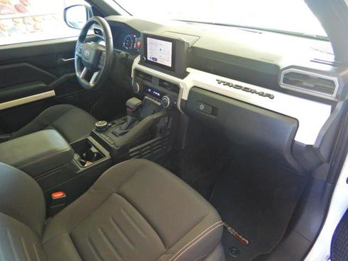 Used 2024 Toyota Tacoma TRD Off-Road AWD/4WD image 6