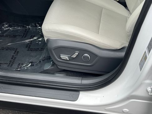 Used 2025 Hyundai Santa Fe SEL AWD/4WD image 22