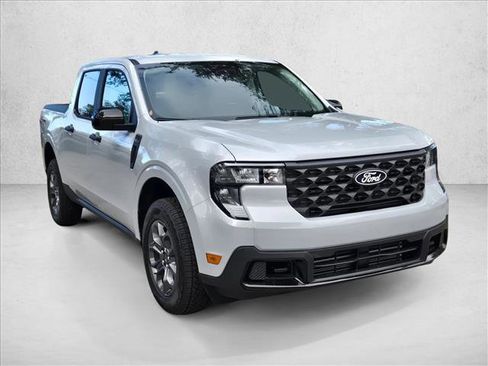 New 2025 Ford Maverick XLT w/ XLT Luxury Package image 7