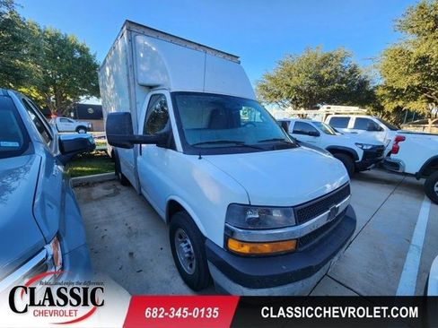 Used 2025 Chevrolet Express 3500 w/ Power Convenience Package image 1
