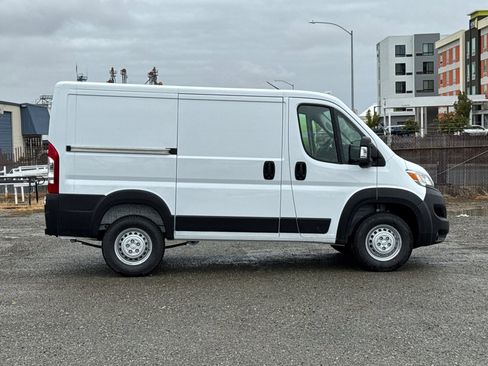New 2026 RAM ProMaster 1500 w/ Convenience Group image 2