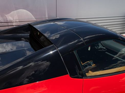 Used 2015 Ferrari 458 Spider RWD image 15