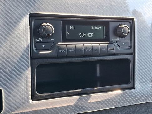Used 2021 Mercedes-Benz Sprinter 2500 w/ Driver Convenience Package image 17