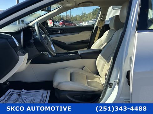 Used 2018 Nissan Maxima 3.5 SV image 10