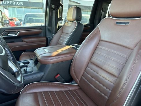 Used 2024 GMC Sierra 2500 Denali Ultimate image 5