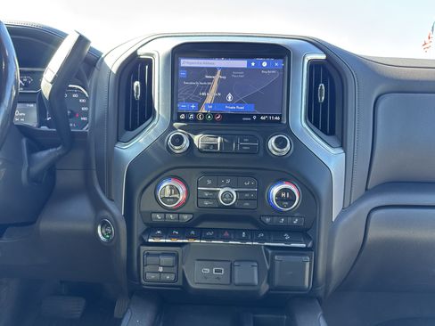 Used 2019 GMC Sierra 1500 SLT w/ SLT Premium Plus Package image 29