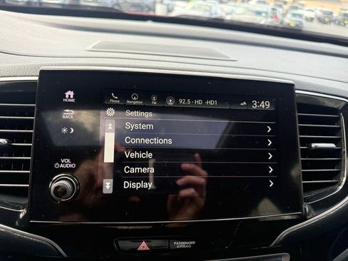 Used 2022 Honda Passport Elite image 11