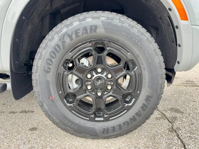 New 2026 Ford Ranger XLT w/ Black Appearance Package AWD/4WD image 32