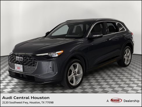 Used 2025 Audi Q5 Premium Plus w/ Premium Plus AWD/4WD image 1