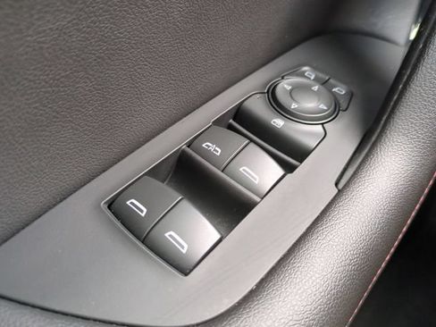 Certified 2023 Chevrolet Blazer RS FWD image 29