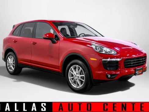 Used 2016 Porsche Cayenne AWD/4WD image 1