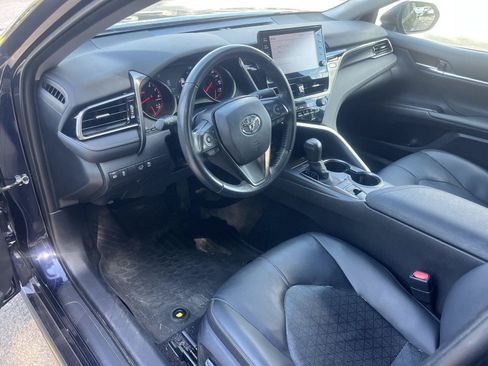 Used 2022 Toyota Camry XSE FWD image 14