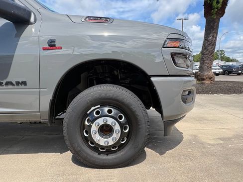 New 2026 RAM 3500 Big Horn AWD/4WD image 22
